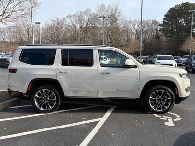 2022 Jeep Wagoneer Series III