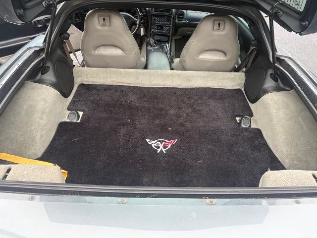 2004 Chevrolet Corvette Base