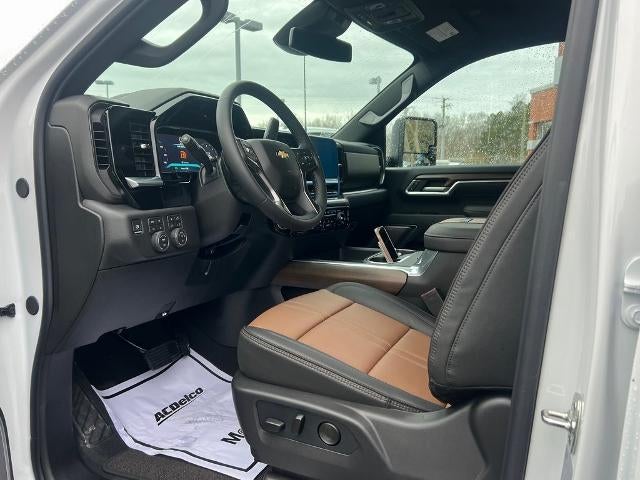 2026 Chevrolet Silverado 3500 HD High Country DRW