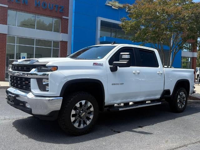 2022 Chevrolet Silverado HD LT 4WD Crew Cab Standard Box's photo