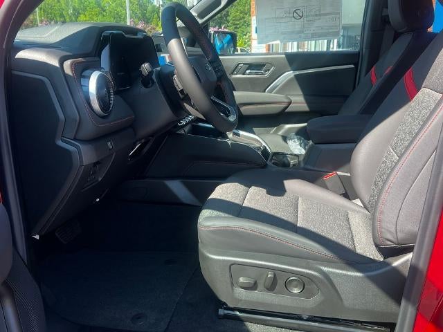 2026 Chevrolet Colorado Z71 - Photo 11