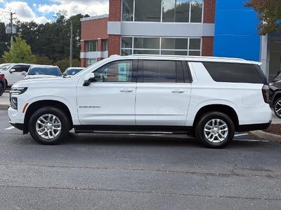 2026 Chevrolet Suburban LT