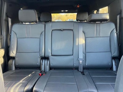 2024 Chevrolet Suburban RST