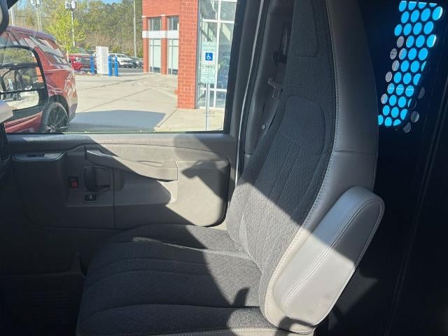 2024 GMC Savana Cargo 2500 Base
