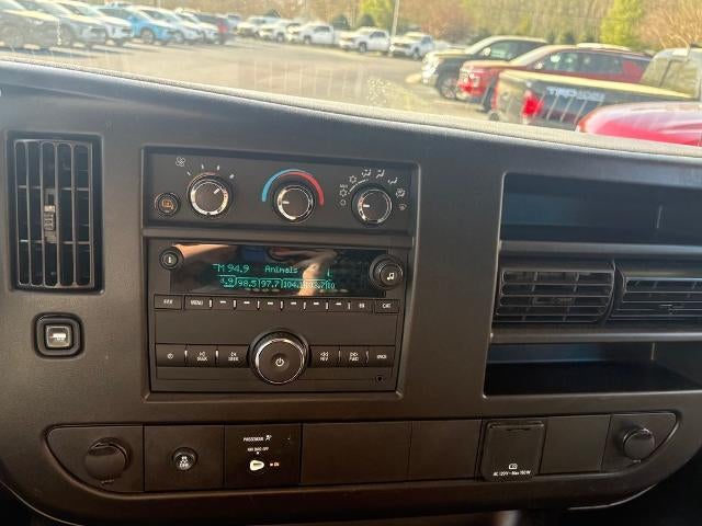 2024 GMC Savana Cargo 2500 Base