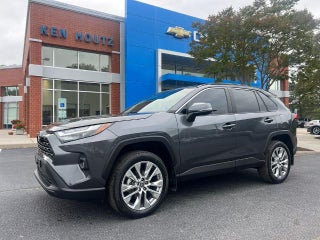 2022 Toyota RAV4 XLE Premium
