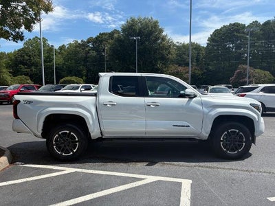 2024 Toyota Tacoma 4WD SR5