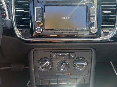 2014 Volkswagen Beetle Convertible 2.5L