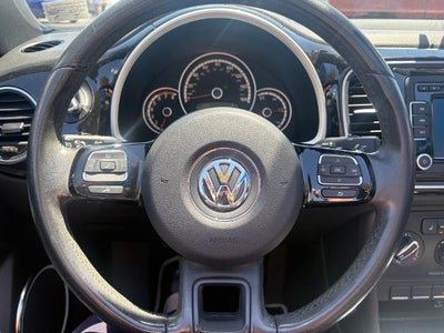 2014 Volkswagen Beetle Convertible 2.5L