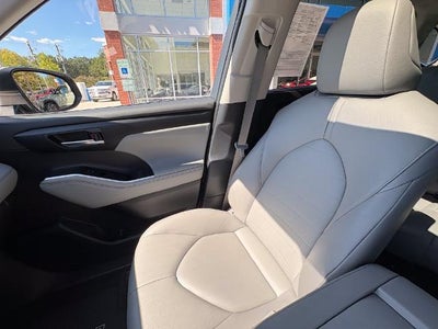 2026 Toyota Highlander XLE