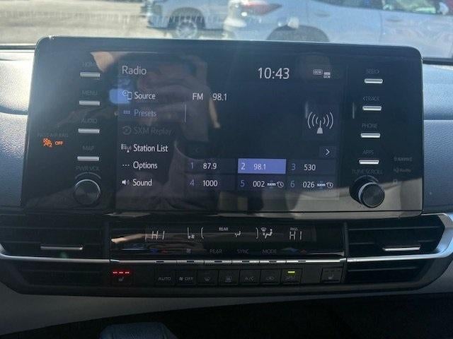 2023 Toyota Sienna XLE