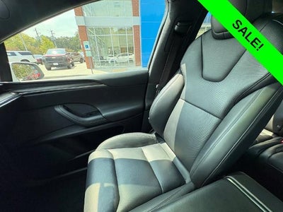 2022 Tesla Model X Base
