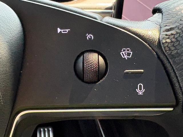 2022 Tesla Model X Base