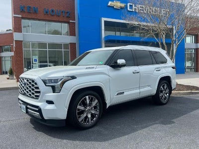 2023 Toyota Sequoia SR5