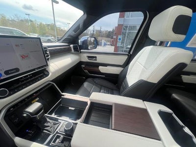 2023 Toyota Sequoia SR5