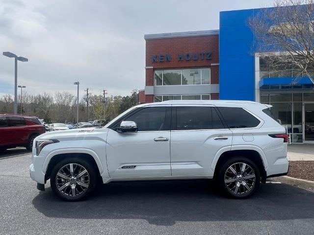 2023 Toyota Sequoia SR5